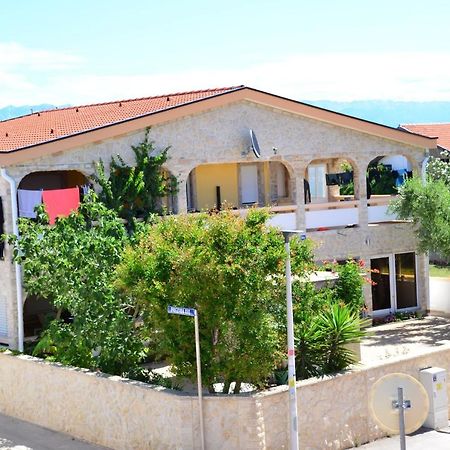 Apartements Delfin Vir Esterno foto