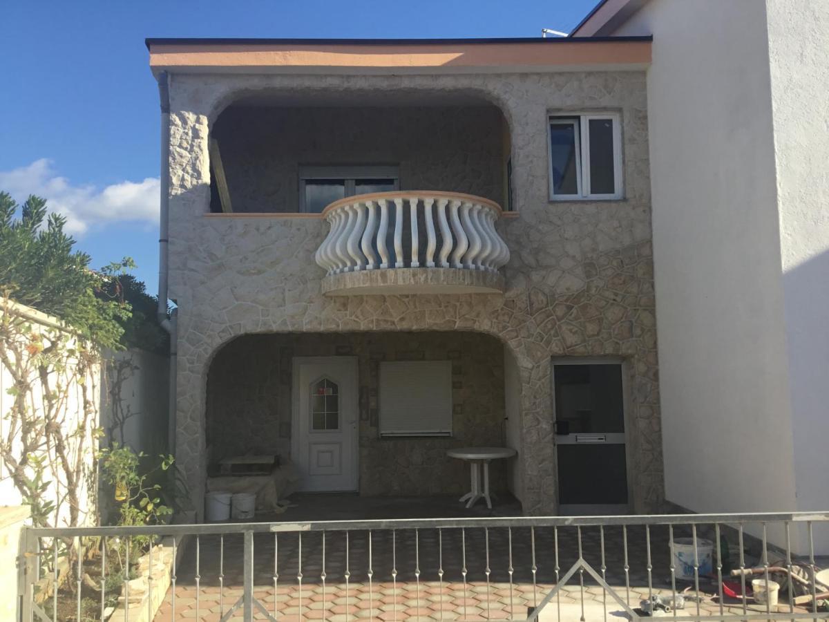 Apartements Delfin Vir Esterno foto