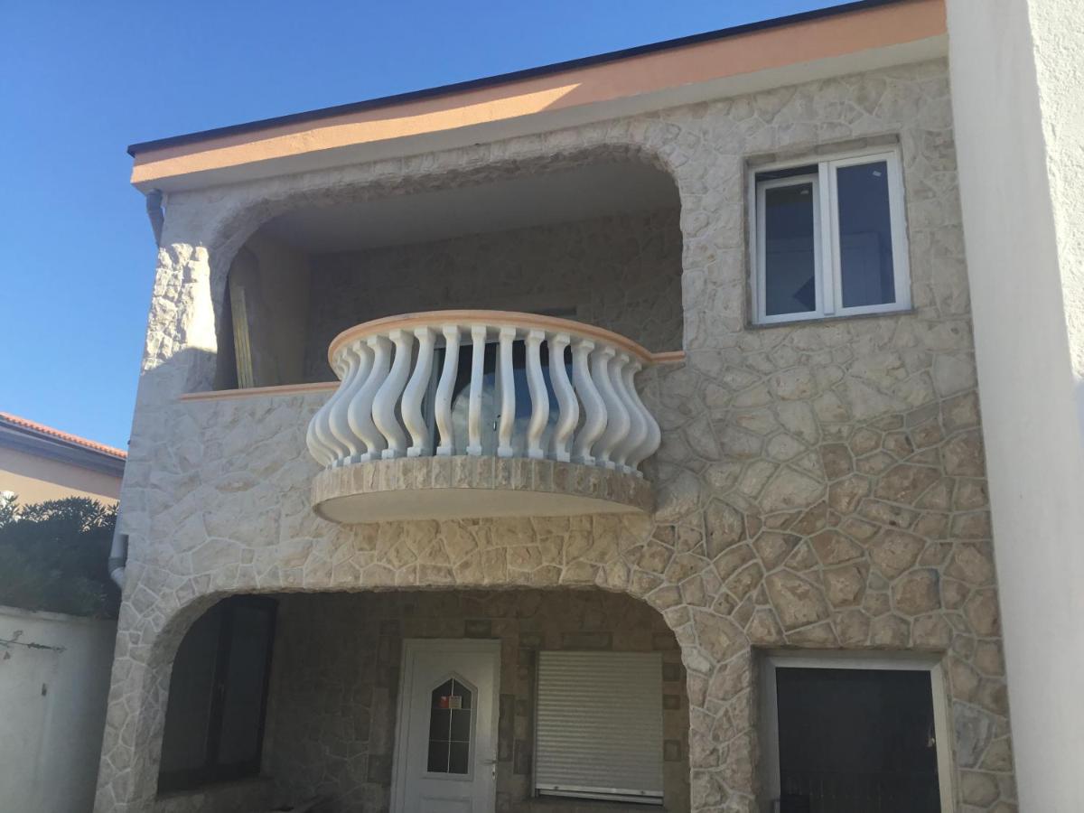 Apartements Delfin Vir Esterno foto