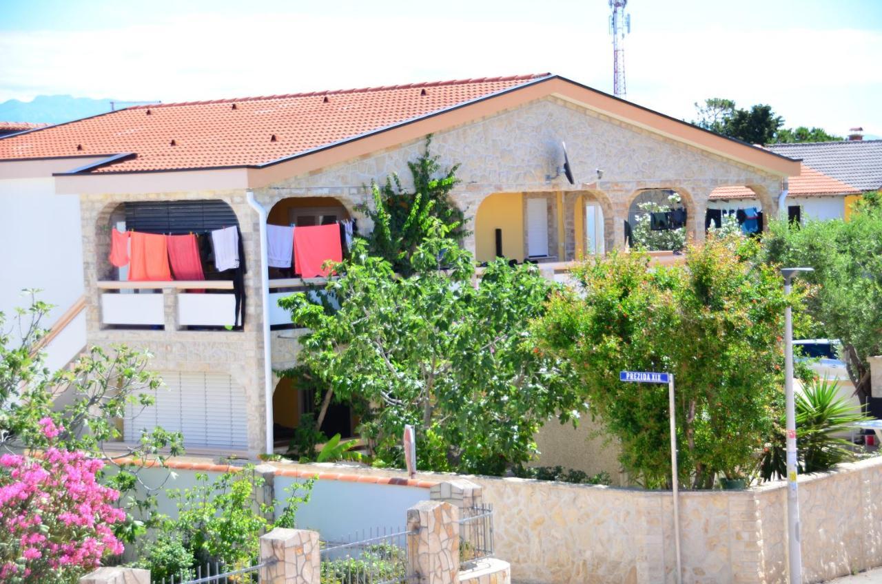 Apartements Delfin Vir Esterno foto
