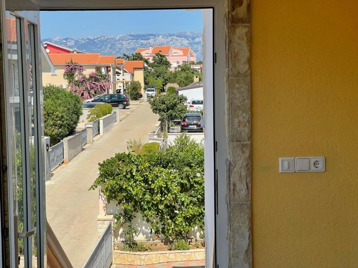 Apartements Delfin Vir Esterno foto