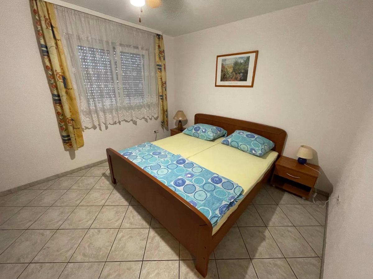 Apartements Delfin Vir Esterno foto