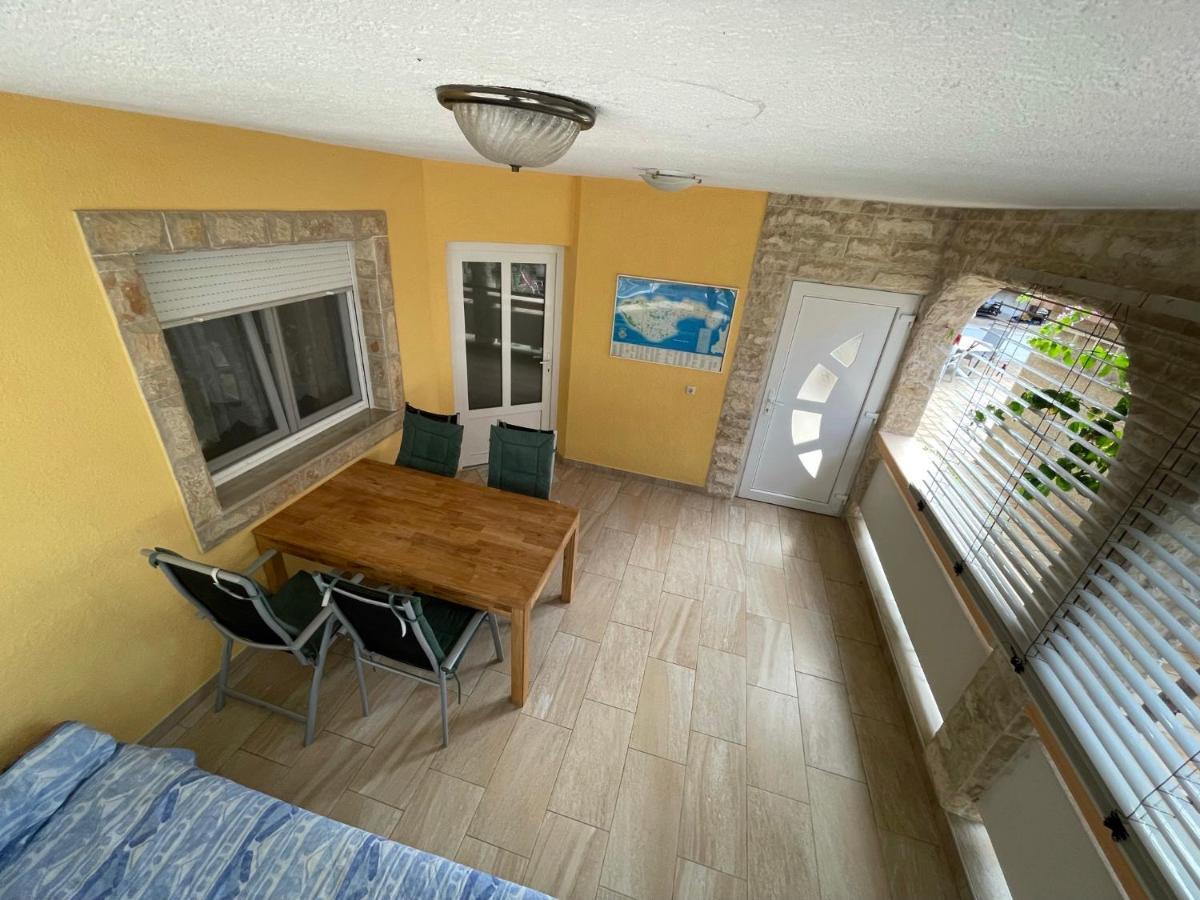 Apartements Delfin Vir Esterno foto