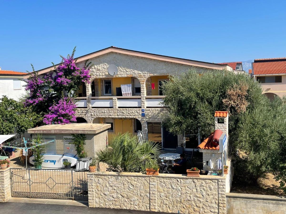 Apartements Delfin Vir Esterno foto