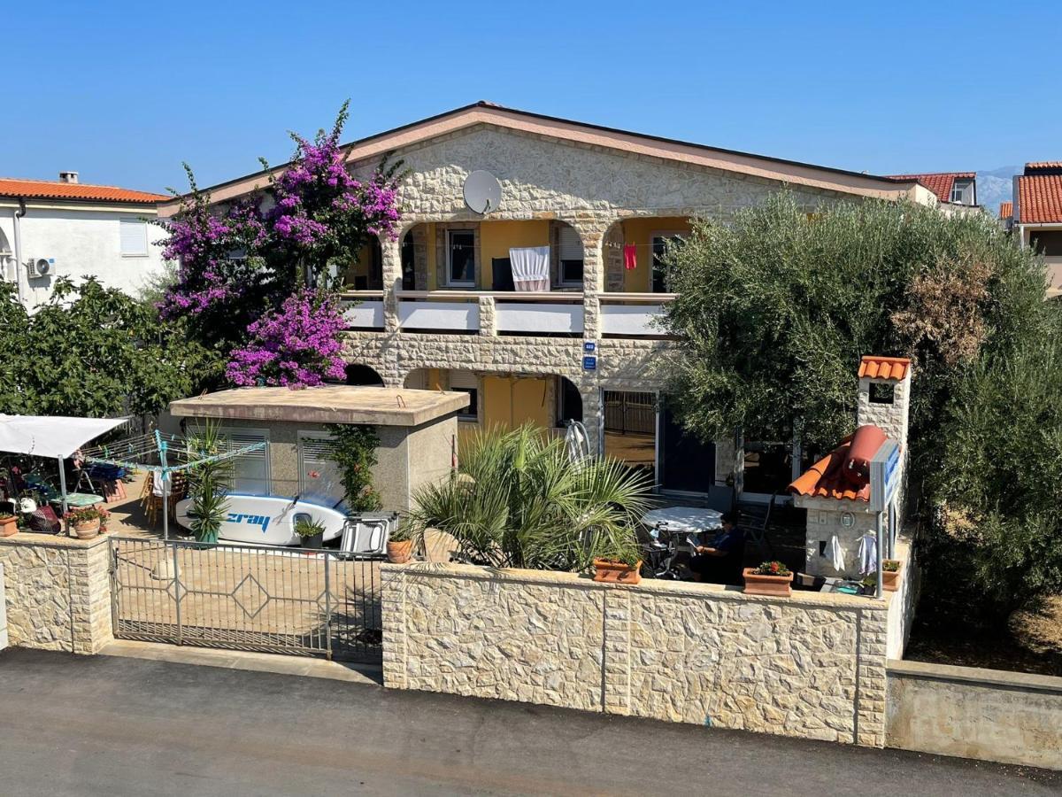 Apartements Delfin Vir Esterno foto