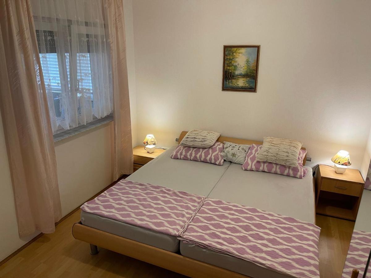 Apartements Delfin Vir Esterno foto