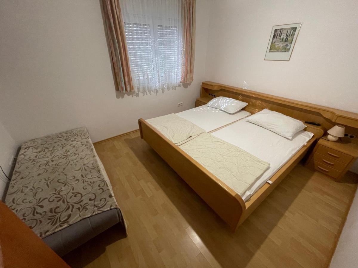 Apartements Delfin Vir Esterno foto
