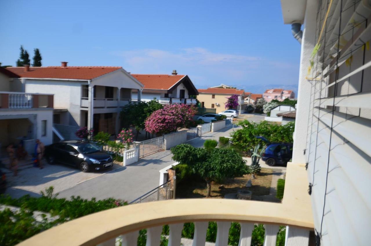Apartements Delfin Vir Esterno foto